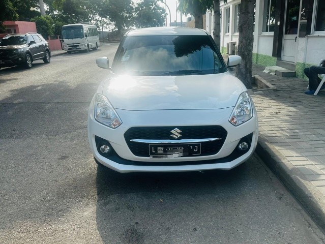 Venda SUZUKI SWIFT LIMPO