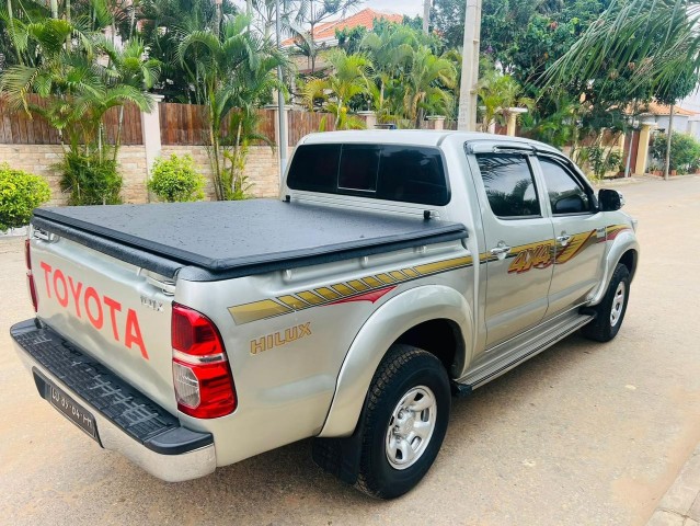 Venda TOYOTA HILUX