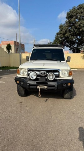 Venda TOYOTA LAND CRUISER CHEFE MÁQUINA EXECUTIVO