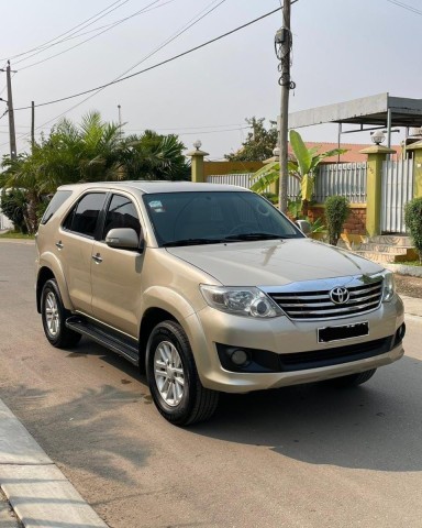 Venda TOYOTA FORTUNER SRS