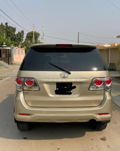 Venda TOYOTA FORTUNER SRS