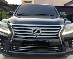 A venda LEXUS 570 LX LIMPO