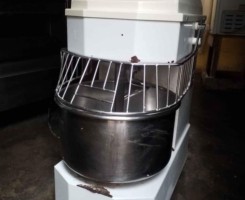 A venda Massadeira Spiral 8Kg