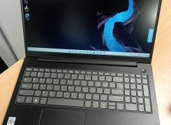 Anúncio LENOVO IDEAPAD V15 / i5-13 Geração