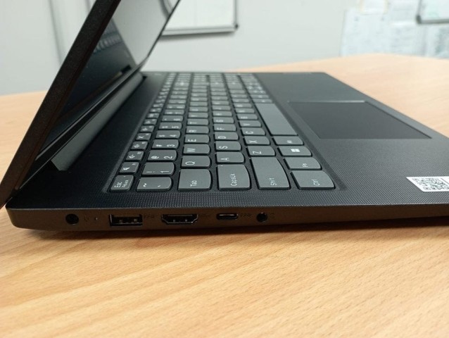 Venda LENOVO IDEAPAD V15 / i5-13 Geração