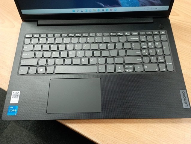 Venda LENOVO IDEAPAD V15 / i5-13 Geração