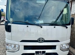 Anúncio TOYOTA COASTER LIMPO RECÉM CHEGADO