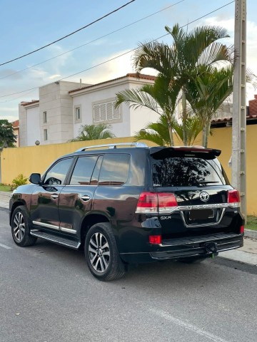 Venda TOYOTA LAND CRUISER (GXR)