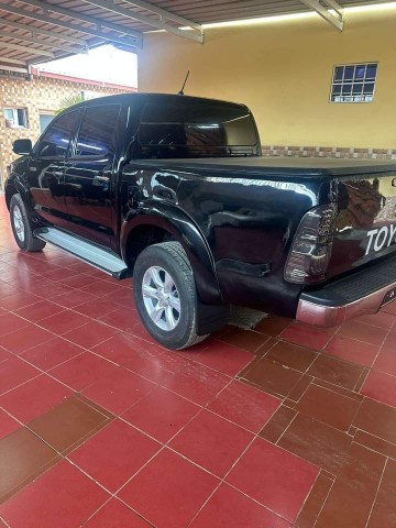 Venda TOYOTA HILUX