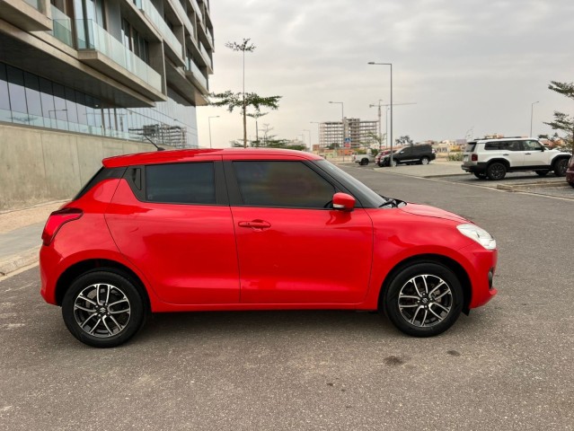 Venda SUZUKI SWIFT LIMPO SEMI NOVO