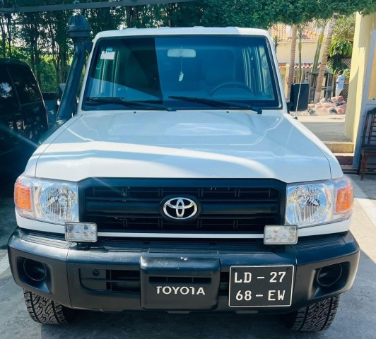 Venda TOYOTA LAND CRUISER (HZ) | DUPLA CABINE