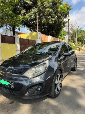 Venda Kia rio desportivo