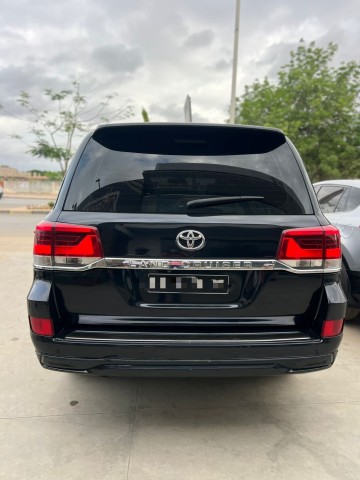 Venda TOYOTA LAND CRUISER | VXR