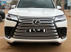 Anúncio LEXUS LX600