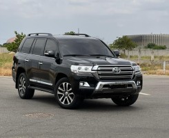 A venda TOYOTA LAND CRUISER | VX.S