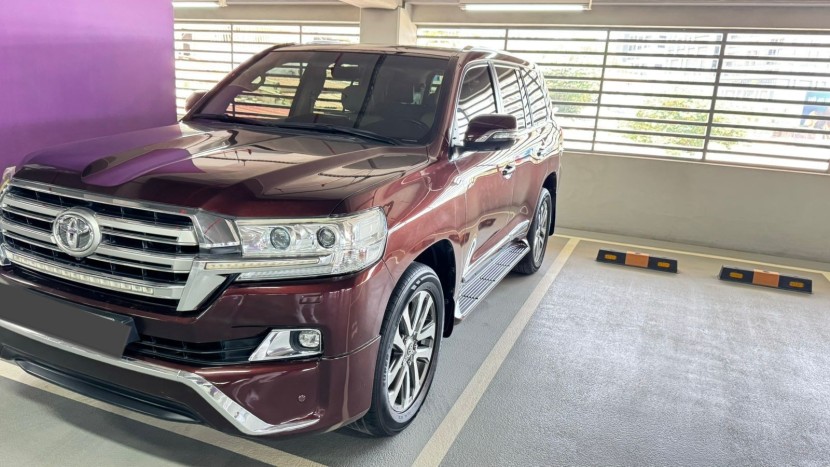 Venda Toyota Land Cruiser VX-R - 2017 em Alvalade