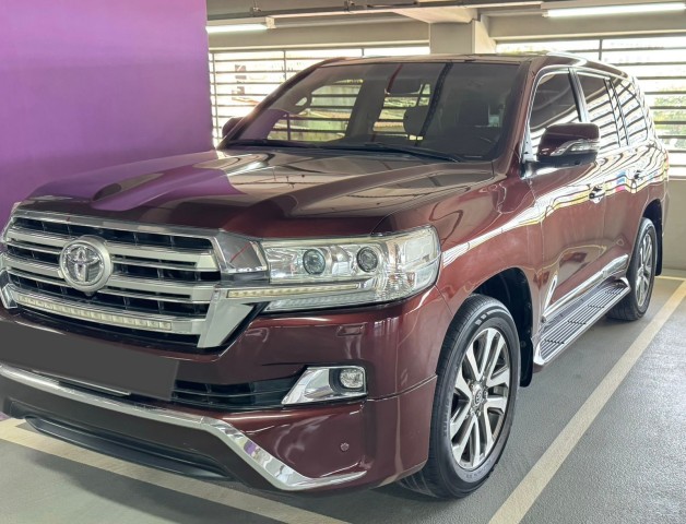 Venda Toyota Land Cruiser VX-R - 2017 em Alvalade