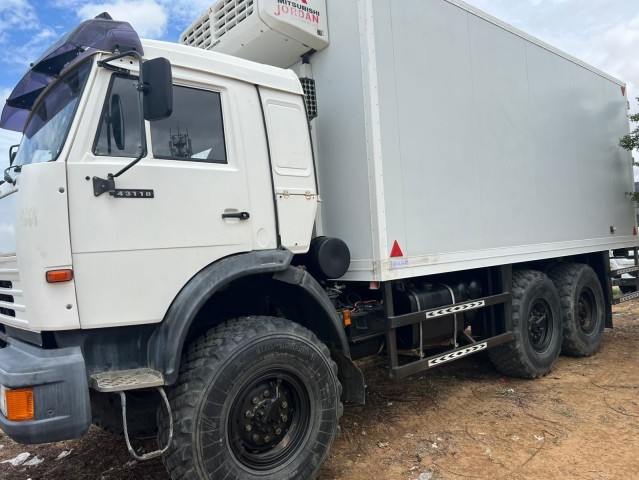 Venda Camião kamaz frigorífico