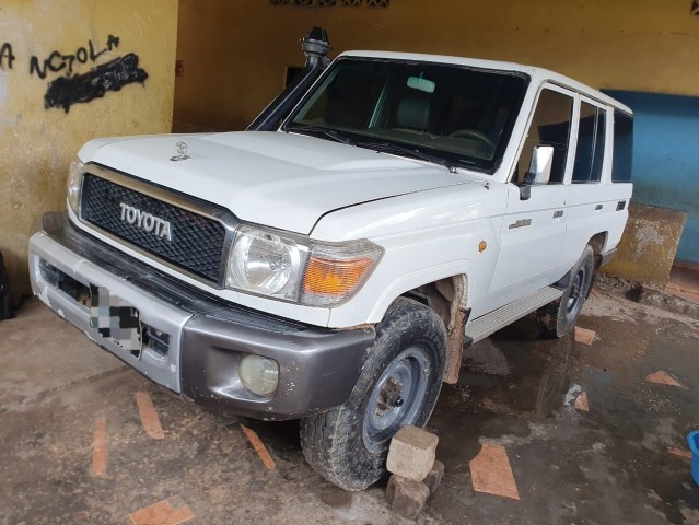 Venda Land Cruiser Hz executiva