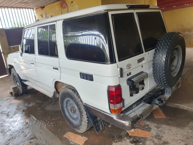 Venda Land Cruiser Hz executiva