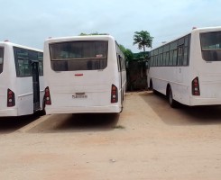 A venda Autocarro TATA á venda