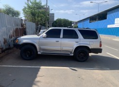 Anúncio Toyota 4 Runner