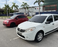 A venda Reno Sandero limpo