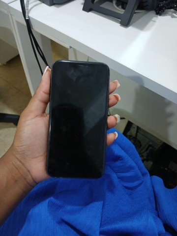 Venda IPhone 11 normal