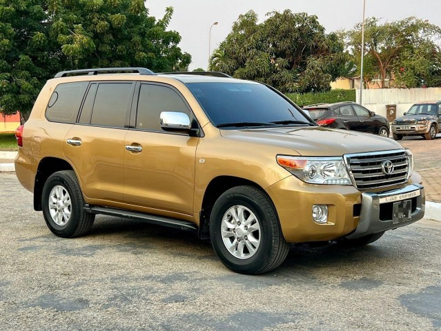 Venda Toyota land cruiser VX V8