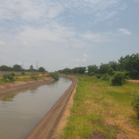 Venda VENDE-SE TERRENO DE 57 HECTARES FRENTE AO CANAL DO KIKUXI