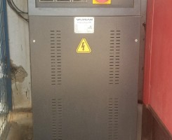 A venda ESTABILIZADOR VARSAN 10 KVA TRIFÁSICO