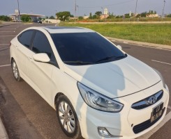 Comprar HYUNDAI ACCENT LIMPO 2018