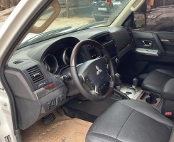 A venda Mitsubishi Pagero
