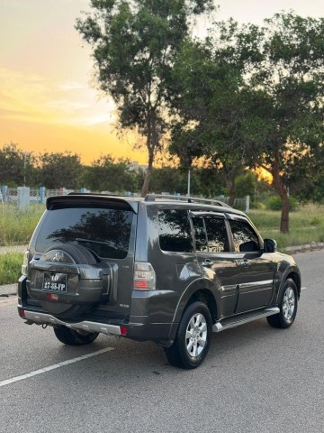 Venda Mitsubishi Pajero Full Option