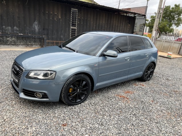 Venda Audi a3 desportivo gasolina automático