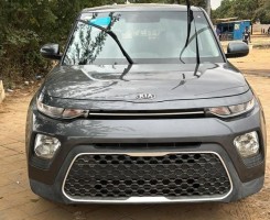 Comprar KIA SOL LIMPO RECÉM CHEGADO