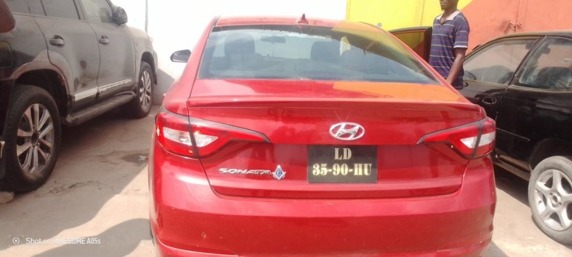 Venda HYUNDAI SONATA