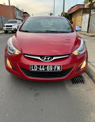 Venda HYUNDAI ELANTRA