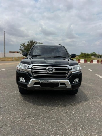 Venda TOYOTA LAND CRUISER VXS V8 2020