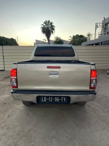 Venda TOYOTA HILUX