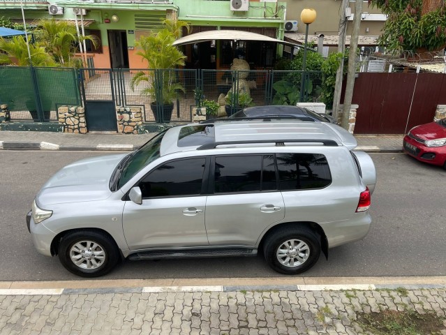 Venda TOYOTA LAND CRUISER VX V8 ORIGINAL DA TOYOTA DA ANGOLA