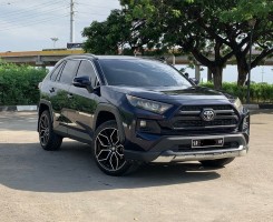 A venda TOYOTA RAV4 FULL XLE SUNROOF