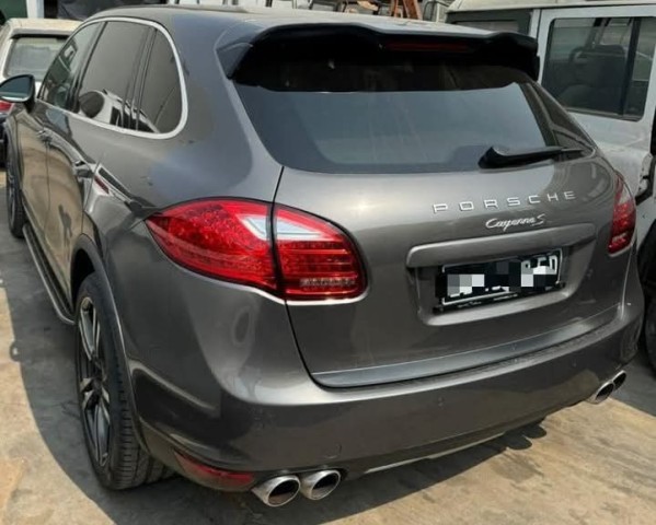 Venda PORSCHE CAYENNE S