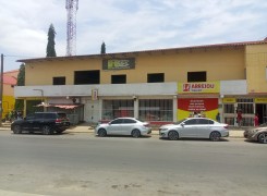 Anúncio VENDE - SE UM ESPAÇO COMERCIAL - Res do Chão e 1*andar