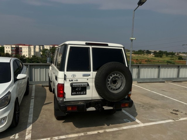 Venda Toyota Land Cruiser v8 chefe máquina