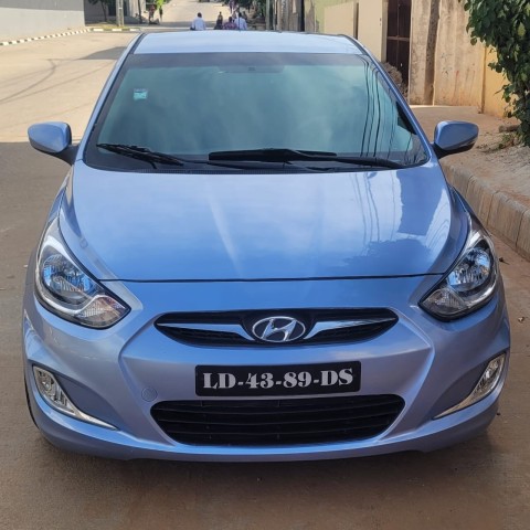 Venda HYUNDAY ACCENT LIMPO 1.6