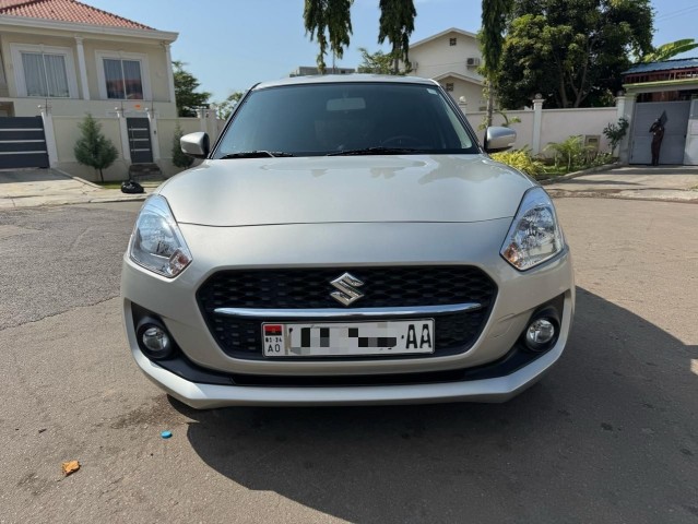 Venda SUZUKI SWIFT LIMPO SEMI NOVO 2023