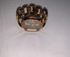 A venda Relógio da Gucci inoxidável