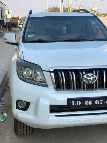 Venda TOYOTA LAND CRUISER PRADO TXL