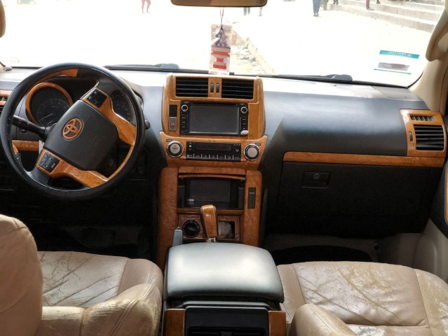 Venda TOYOTA LAND CRUISER PRADO TXL